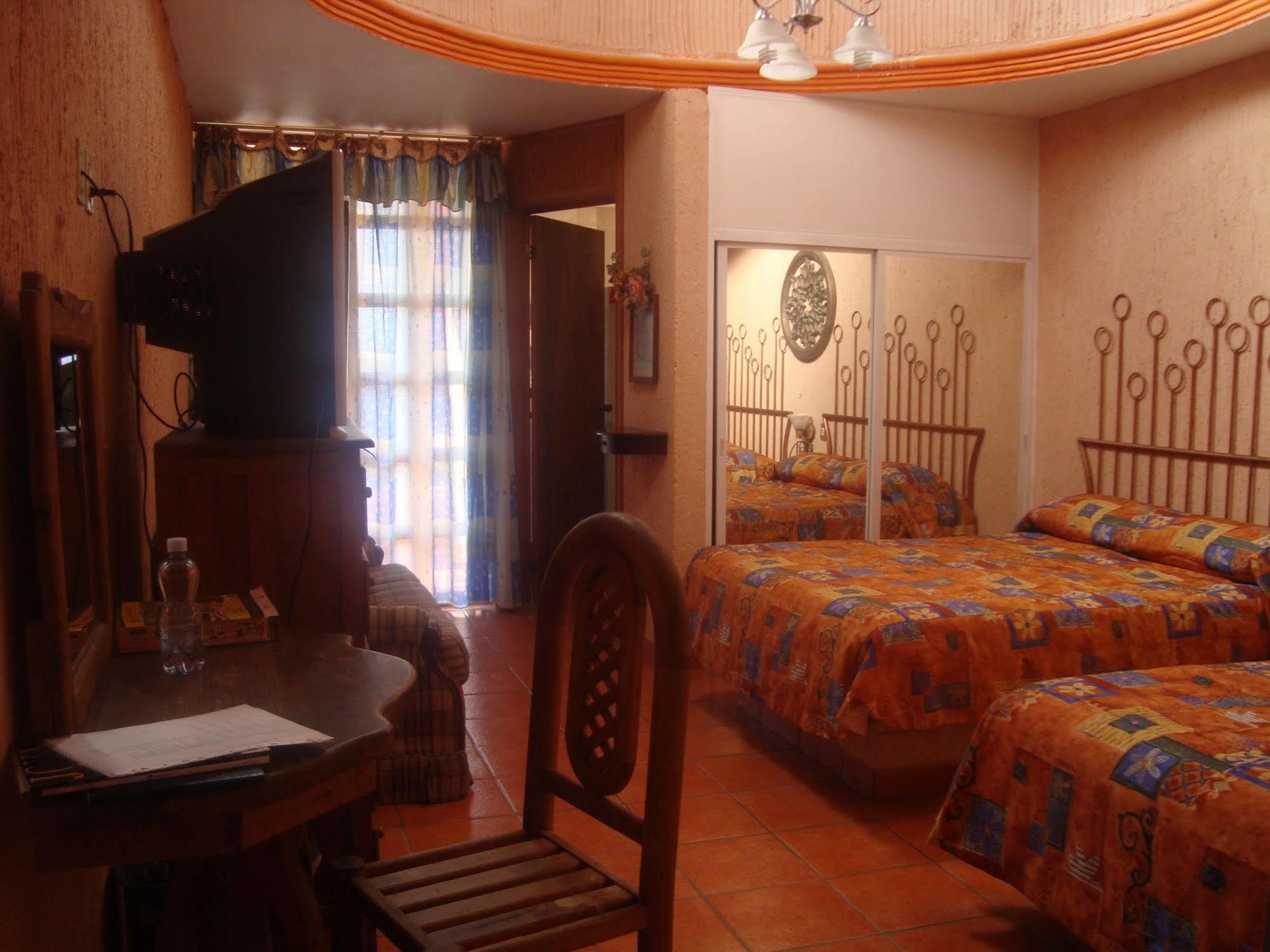 Hotel Villa Manzanares Aguascalientes Esterno foto